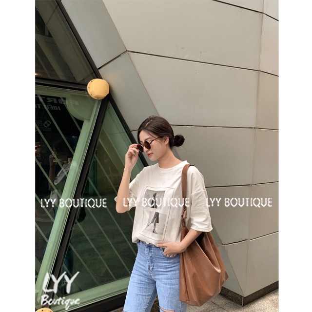 Áo phông nữ in hình cô gái form rộng 5 màu hot hit, Áo thun chất cotton Quảng Châu LYY BOUTIQUE