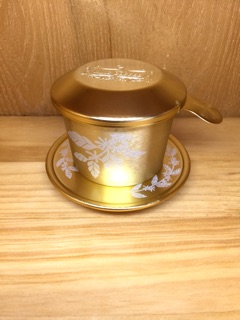 Phin nhôm mạ vàng hoa văn