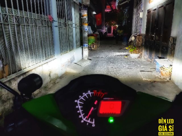 Đèn Trợ Sáng Chuyên Cos M4S