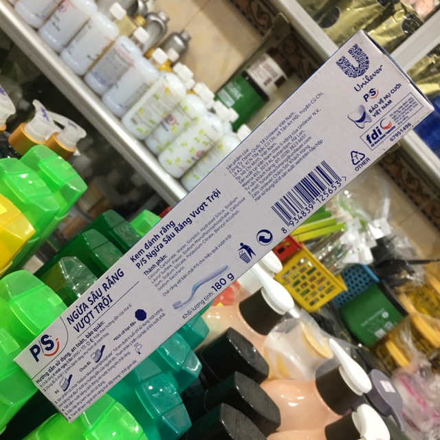 Kem Đánh Răng P/S Ngừa Sâu Răng Vượt Trội 180g