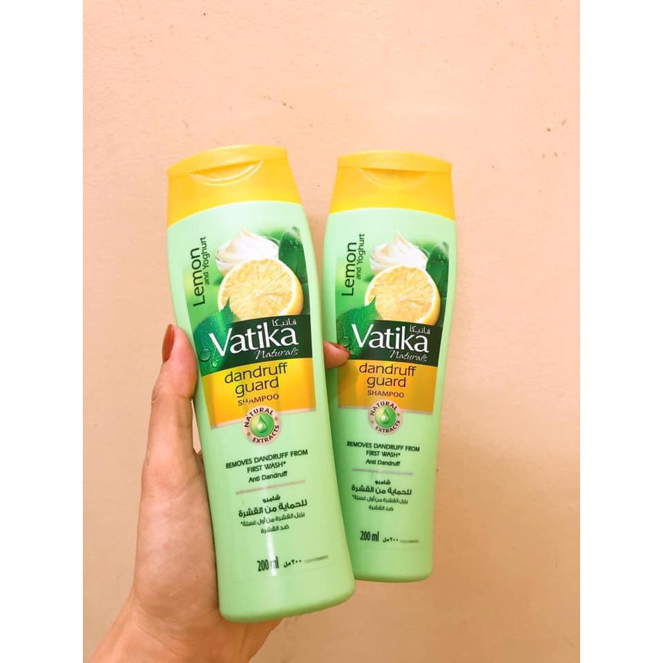 Dầu gội cho tóc gàu chiết xuất chanh và sữa chua Vatika Dandruff Guard