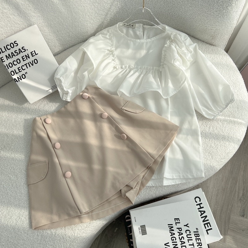 SET ÁO BBD BÈO TRẮNG + CHÂN VÁY NÚT KEM