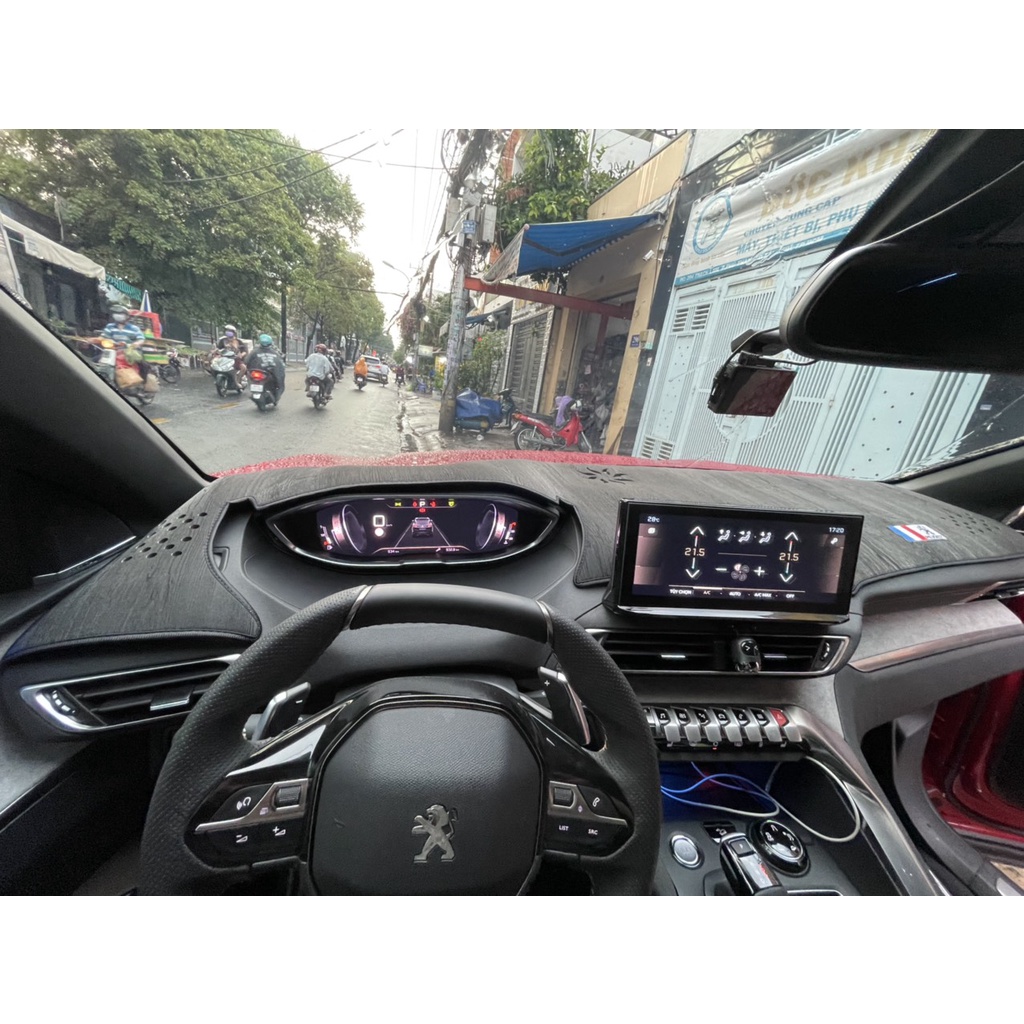 Thảm taplo VÂN GỖ Peugeot 2008 2020-2021-2022