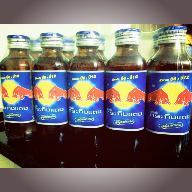 Redbull thái lan chai 150ml
