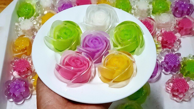 Khuôn thạch silicon hoa hồng 2 lớp.