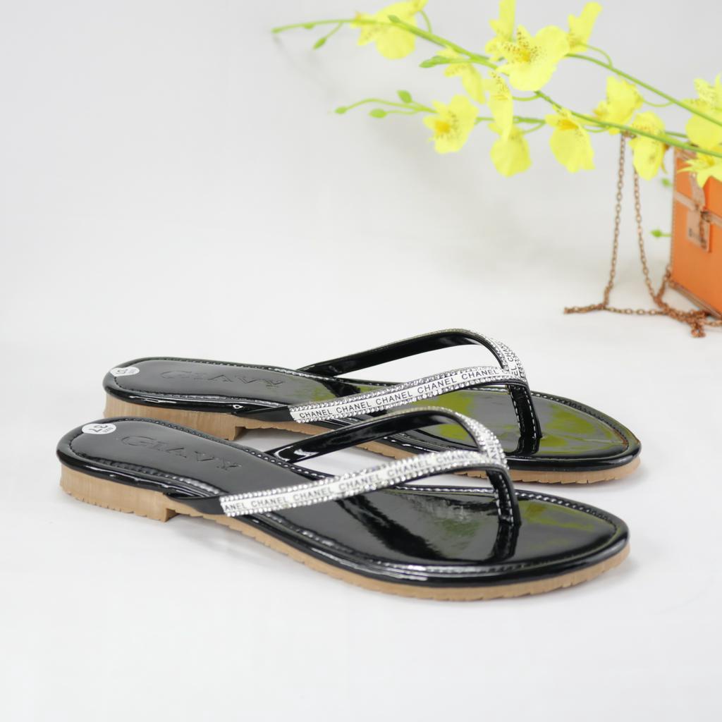 Dép nữ quai kẹp Gia Vy đính hột