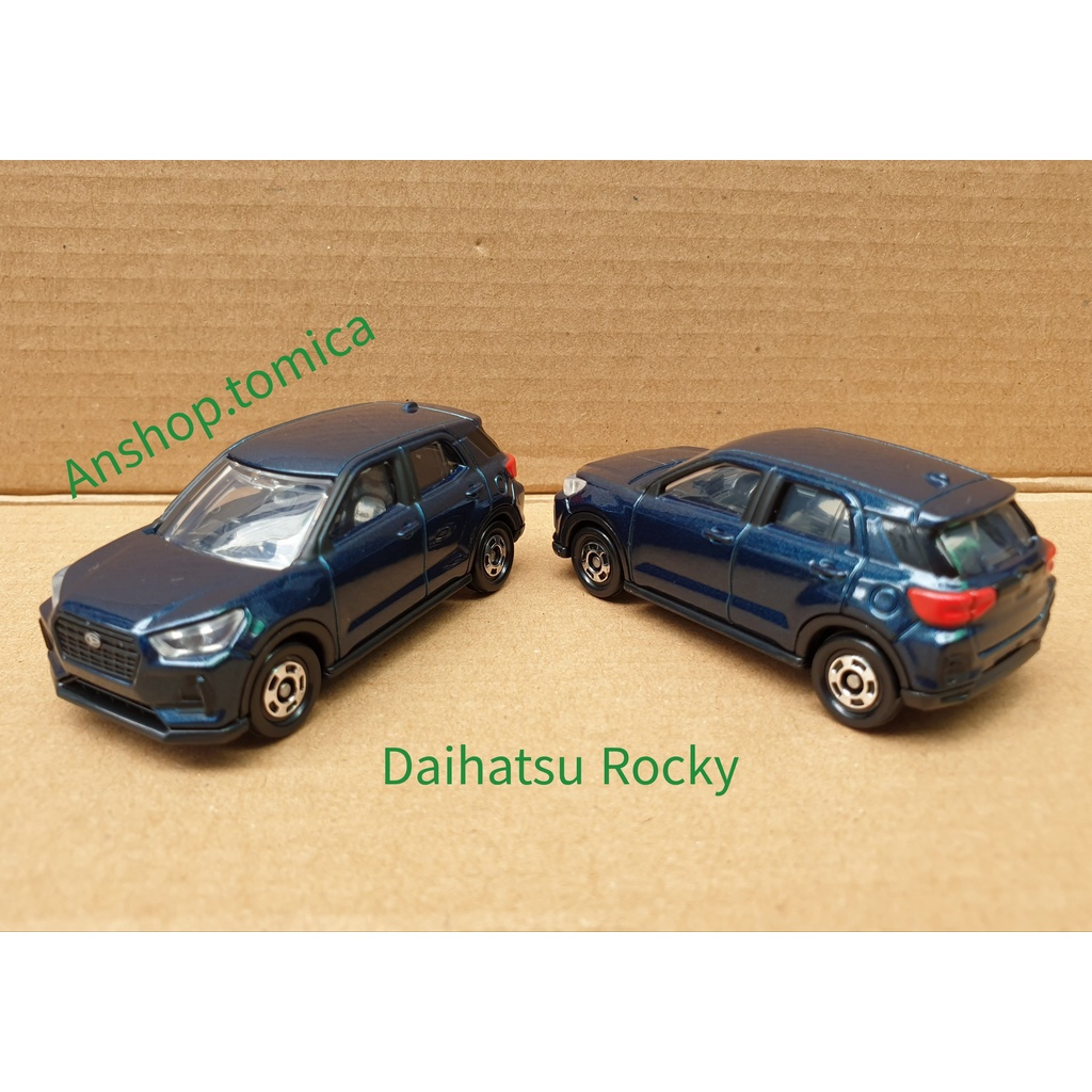 Xe mô hình tomica Nhật Bản - Daihatsu Rocky