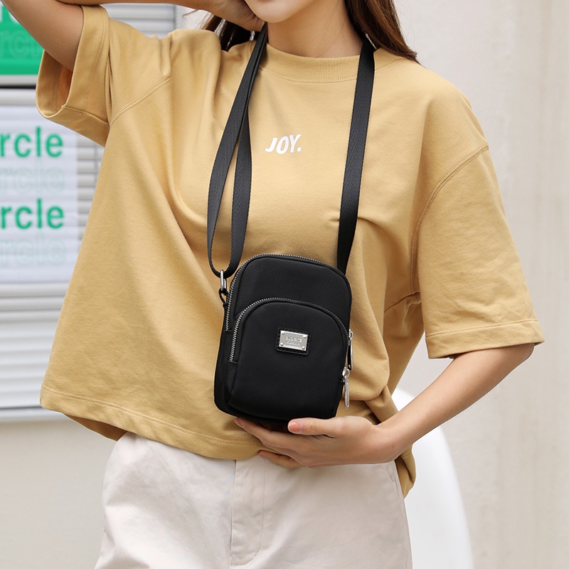 Túi Đeo Chéo Mini Đựng Điện Thoại Bằng Chất Liệu Nylon Phong Cách Mới