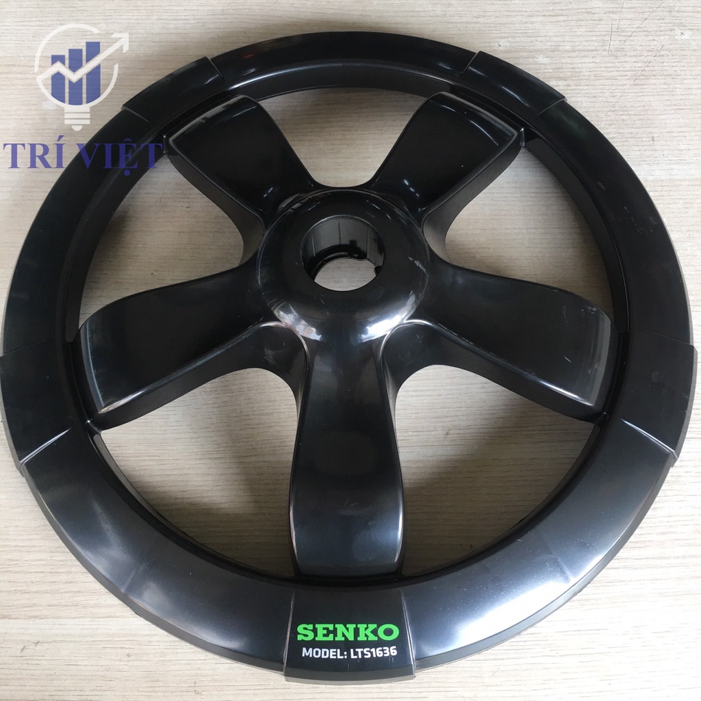 Quạt lỡ thân sắt 7 cánh Senko LTS1636