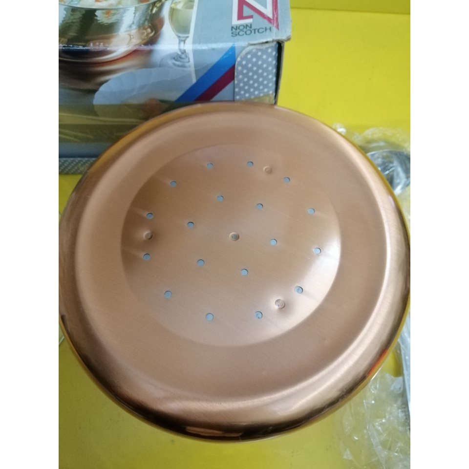 Nồi nhôm nội địa Nhật (kèm muỗng), size 18cm, cao 12cm (mã 891KT), Không dùng từ