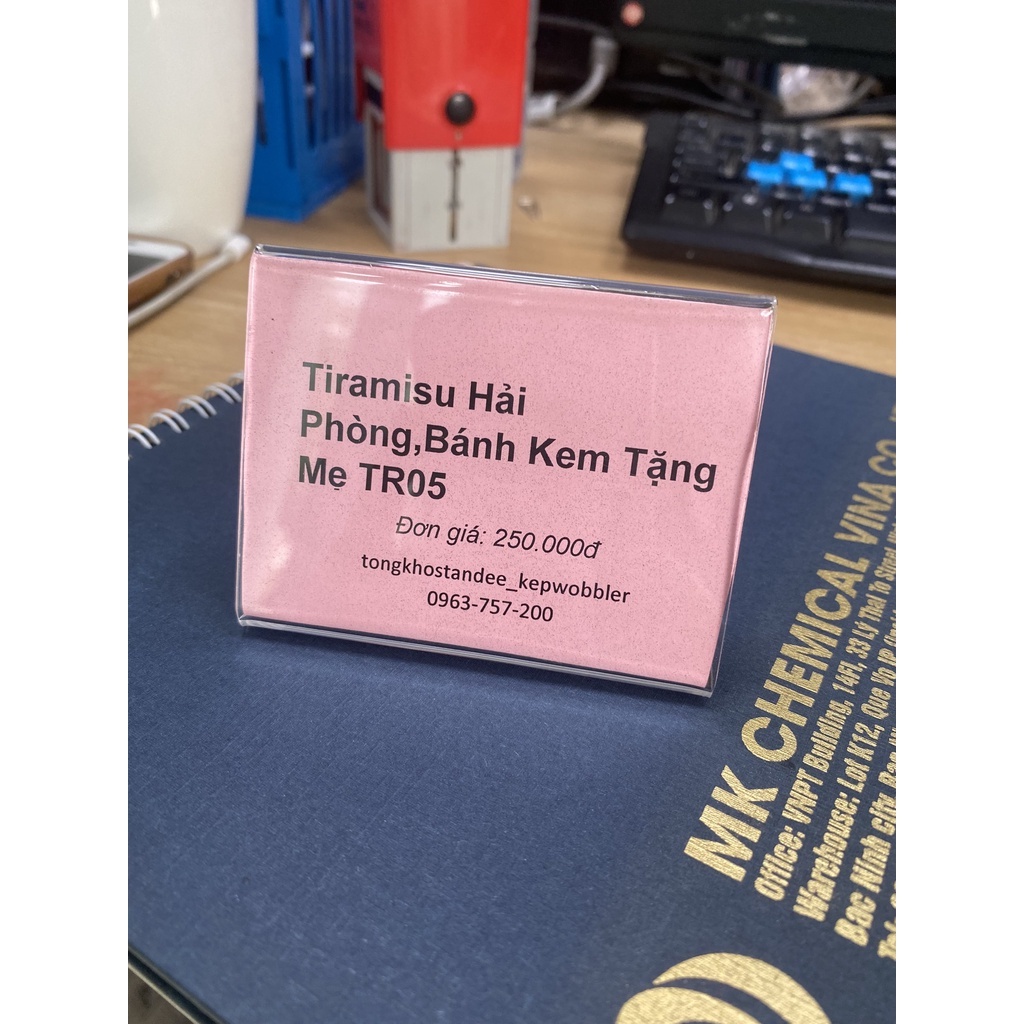 Bảng tên bánh ,bảng mica kẹp thẻ tên giá tại quầy bánh ngọt, quầy thực phẩm chín, tên món nhà hàng buffet