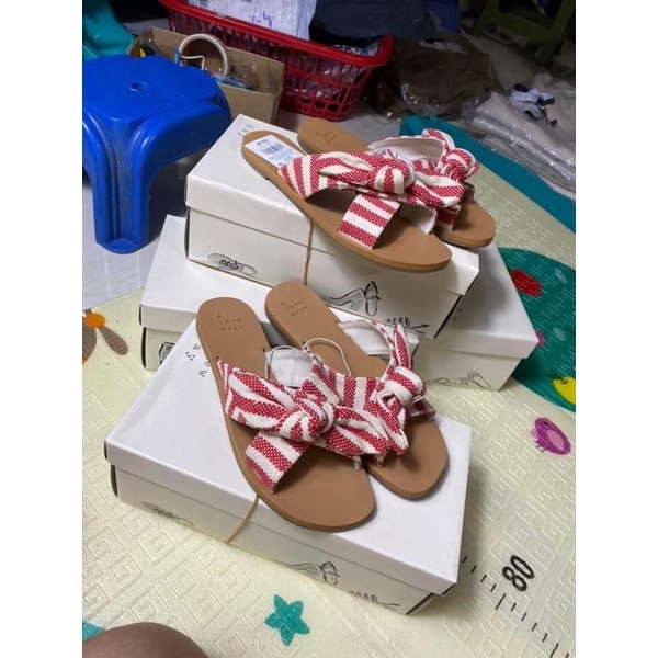 Dép quai chéo A New Day