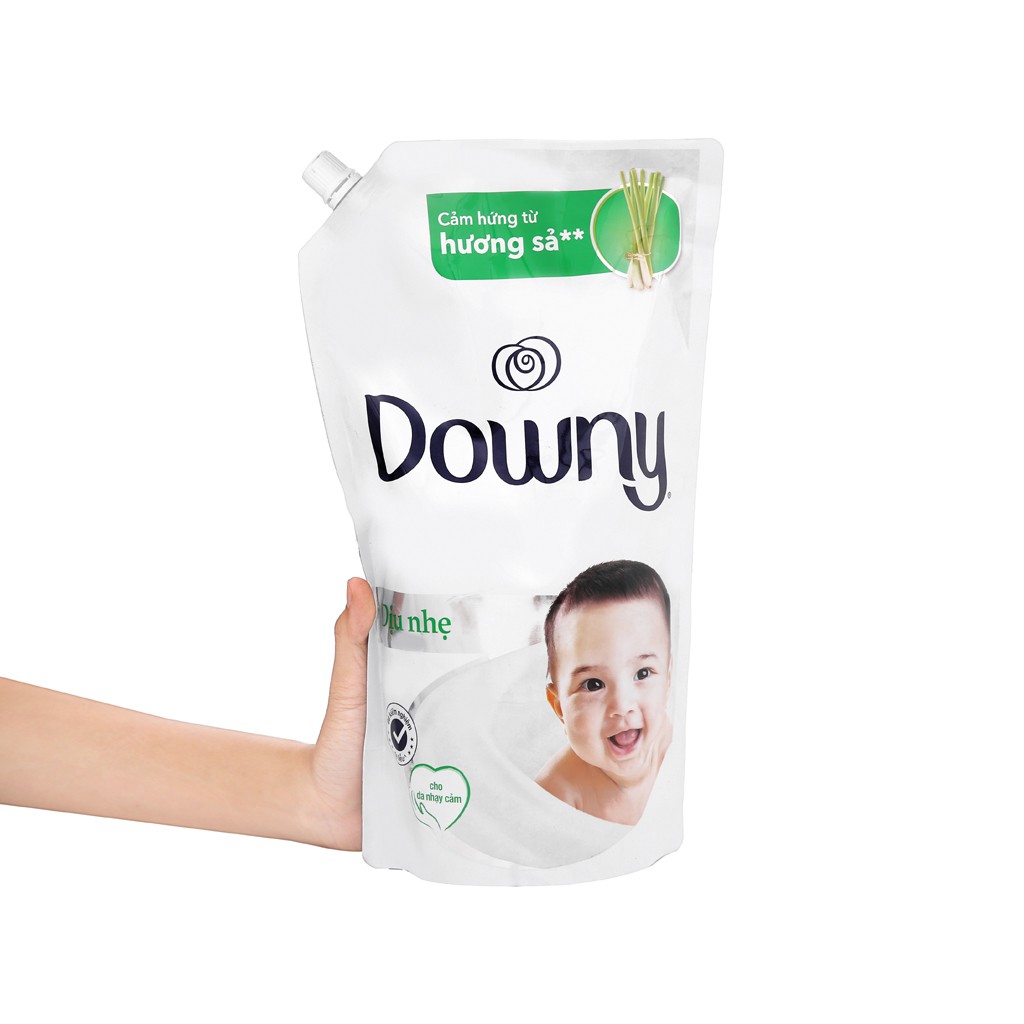 (FREESHIP50K)Nước xả cho bé Downy dịu nhẹ hương sả túi 1.6 lít