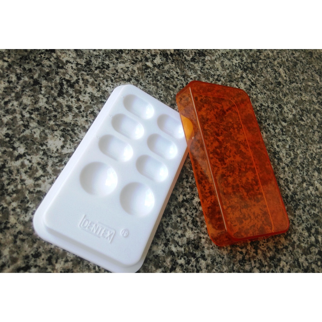 Khay palete mini 8 lỗ đựng màu, stain hoặc vật liệu trám răng