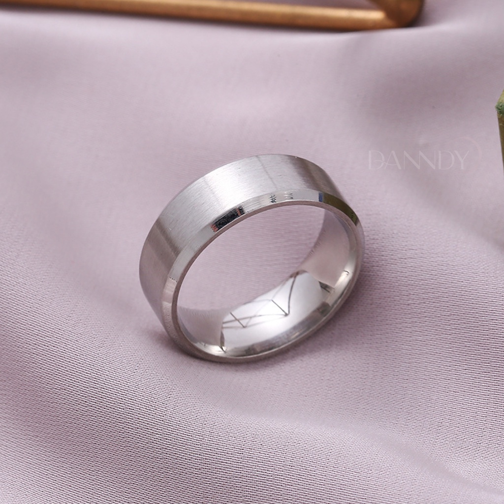Nhẫn Trơn Nam Thép Titan Không Gỉ. Nhẫn Thời Trang Nam Basic. Nhẫn Basic Nam Nữ Trắng Đen
