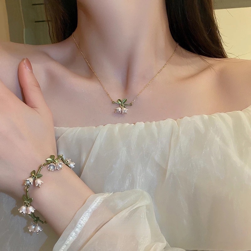 Dây Chuyền Hình Hoa Lily Giả Ngọc Trai Màu Trắng Lãng Mạn Cho Nữ