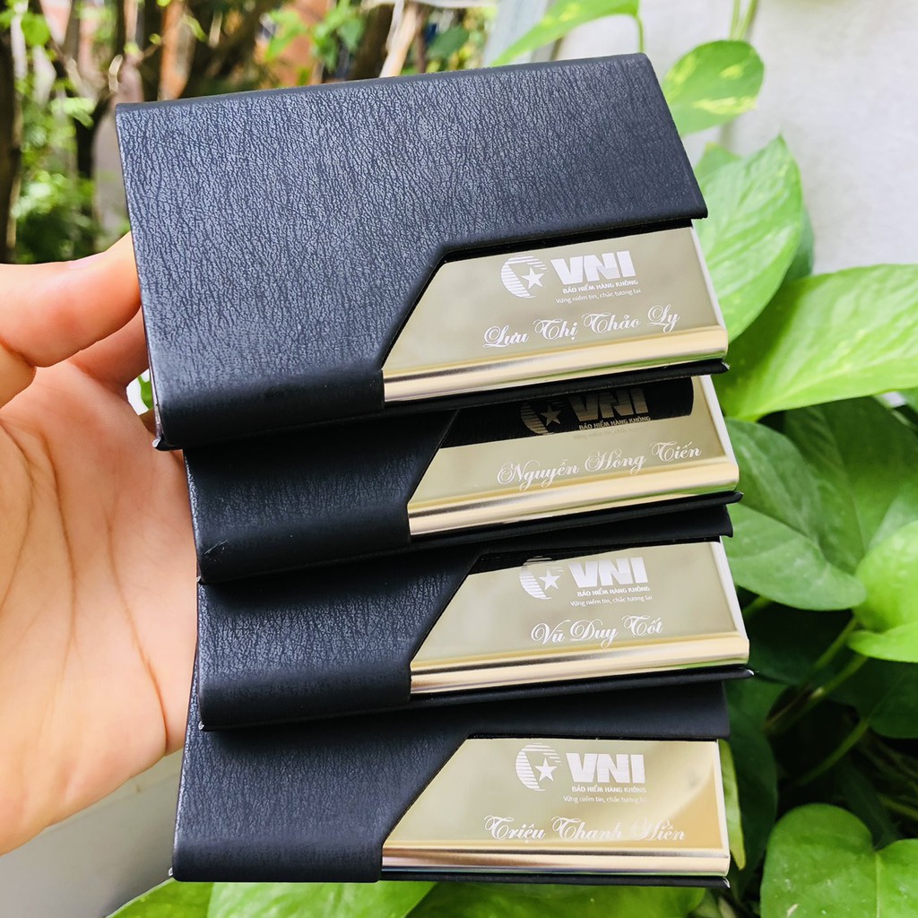 Hộp đựng card visit cao cấp khắc tên theo yêu cầu Mã Số NC028