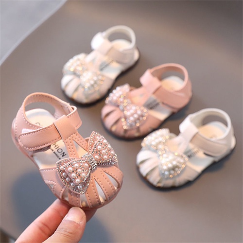 Sandal Đế Mềm Đính Hoa Xinh Xắn Theo Phong Cách Hàn Quốc Dành Cho Bé 1-2-3-4 Tuổi