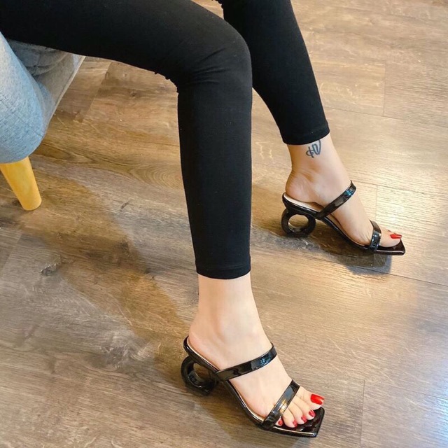 GUỐC 2 QUAI GÓT LỖ TRÒN