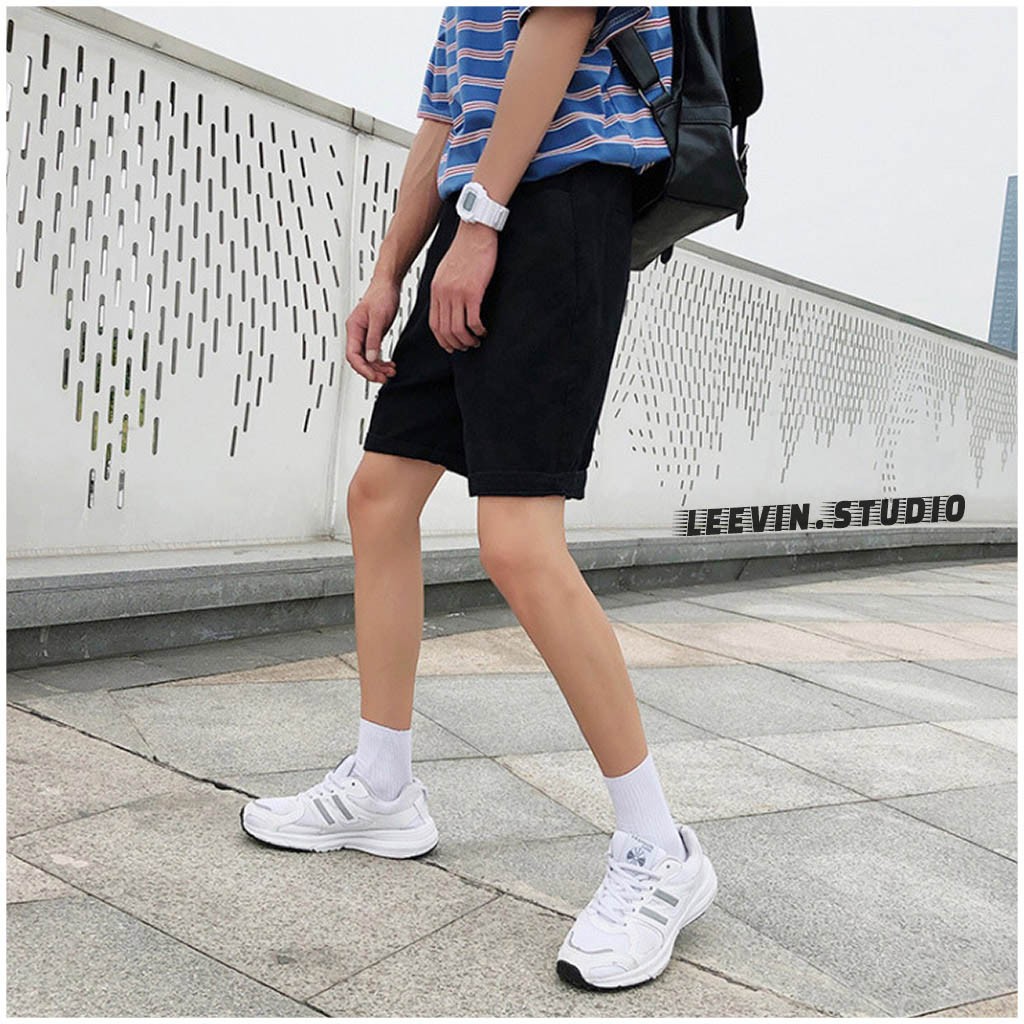 Quần Short Nam Nữ Kaki Basic Unisex - Kiểu quần đùi nam nữ co dãn màu đen và be Ulzzang Leevin Store
