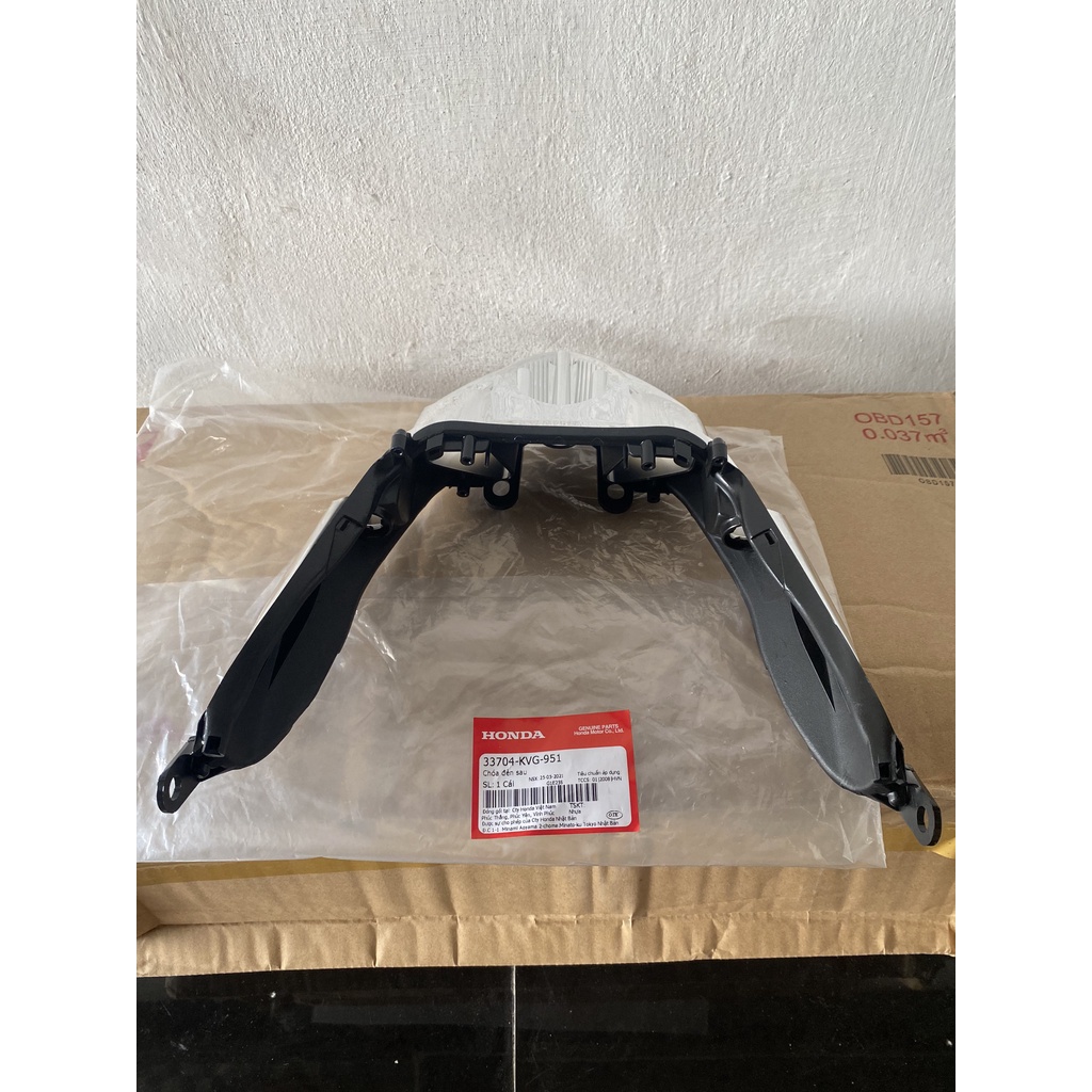Chóa đèn sau - đế cụm đèn hậu HONDA AIR BLADE 110 năm 2007-2008-2010.  33704KVG951