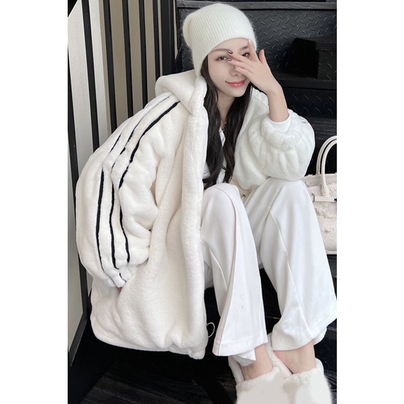 (ORDER) Áo khoác lông thỏ có mũ kẻ sọc cá tính