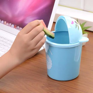 Thùng rác mini để bàn văn phòng