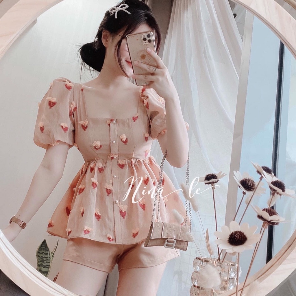 Set áo babydoll hoa tay phồng, cổ vuông phối quần đùi ngắn mặc ỏ nhà, đi chơi xinh xắn