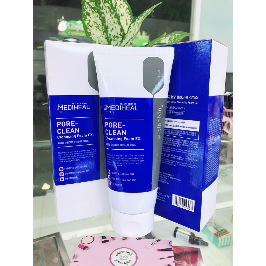 Sữa rửa mặt than hoạt tính làm sạch sâu lỗ chân lông Mediheal Pore Clean Cleansing Foam - Clarifying Mẫu Mới (170ml)