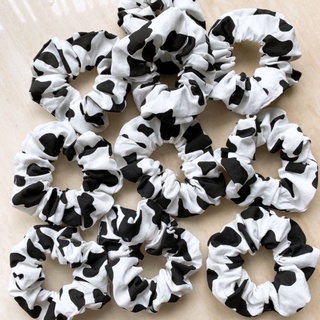Scrunchies cột tóc bò sữa hottrend