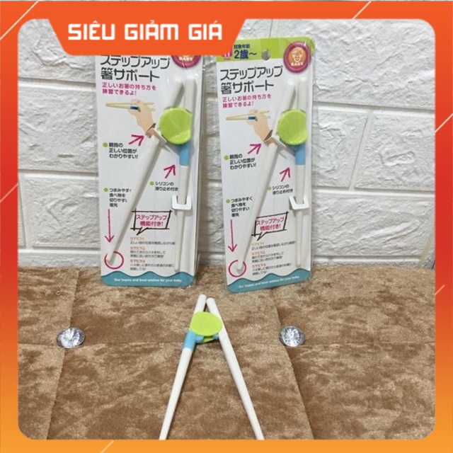 ĐŨA TẬP ĂN kiểu nhật cho bé