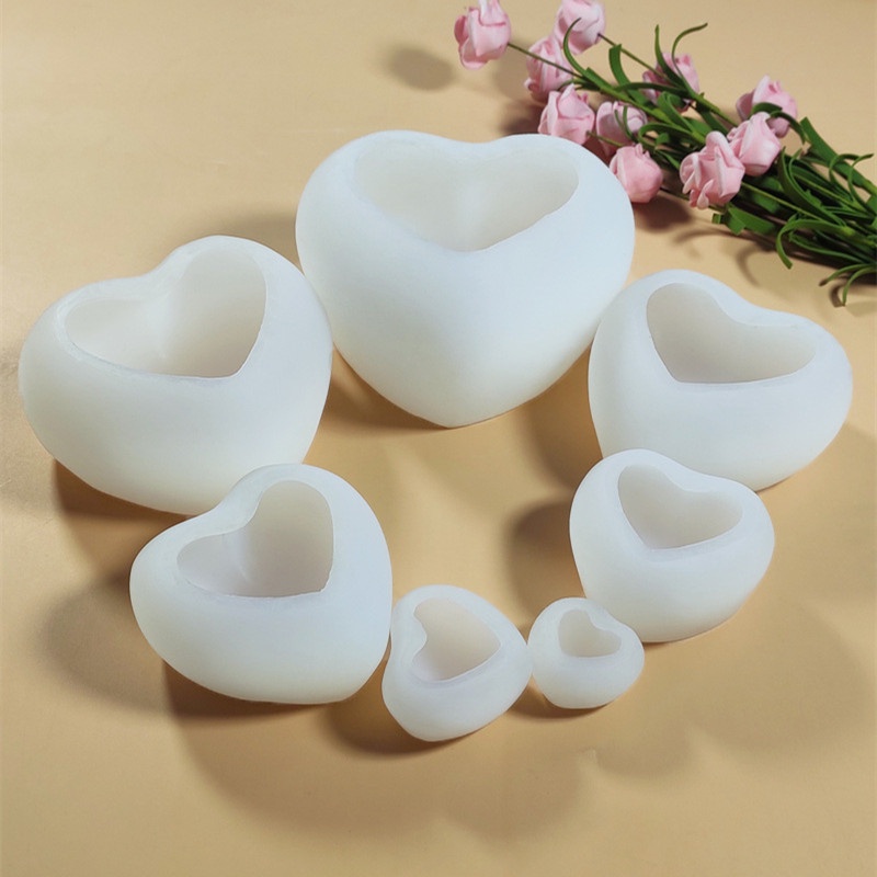 Khuôn Silicone Làm Bánh & Xà Phòng Hình Trái Tim 3D DIY