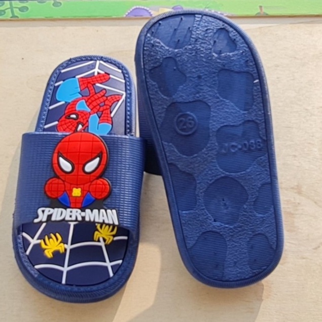 Dép bánh mì cao su cho bé trai hình siêu nhân nhện in 3D