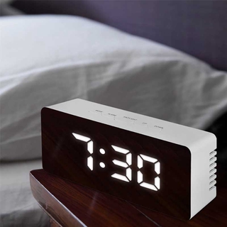 Đồng Hồ Báo Thức Điện Tử Có Đèn Led Sang Trọng