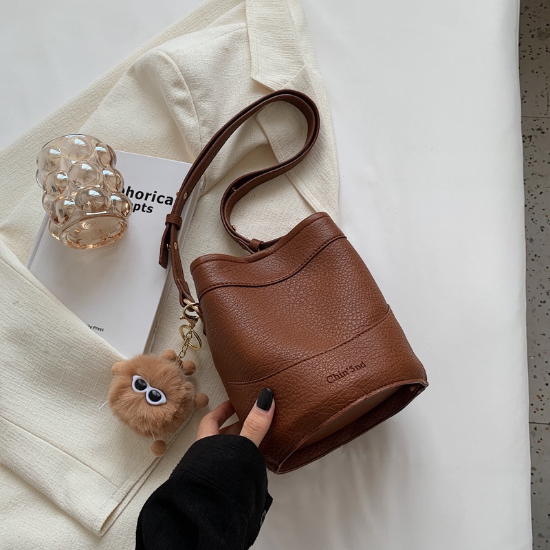 Túi Xách Nữ Đeo Vai Phong Cách Retro Thời Trang Cá Tính