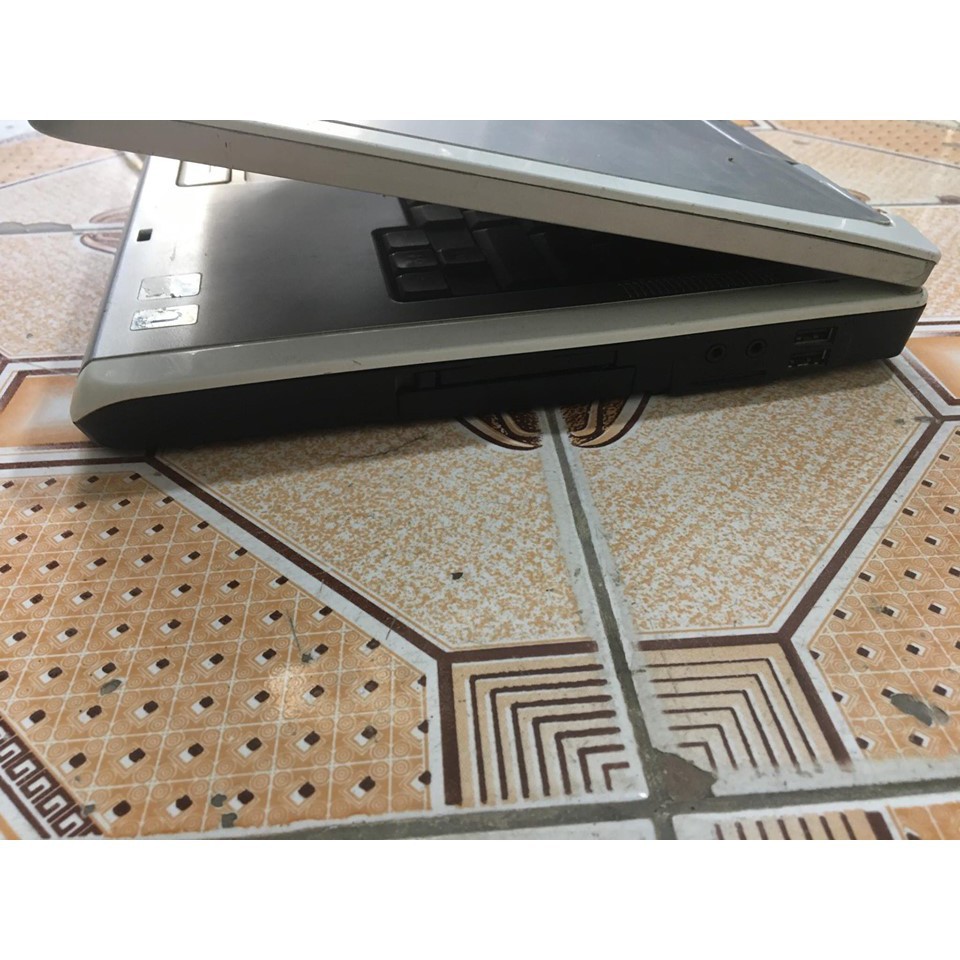 Laptop cũ rẻ nhất shopee xem phim, lướt web, nghe nhạc ok, giá rẻ ảnh minh họa | BigBuy360 - bigbuy360.vn