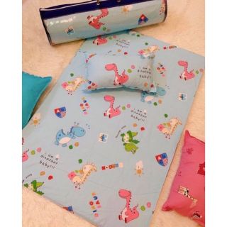 Set đệm ngủ kèm trẻ em gối đầu ( nhắn tin chọn màu )