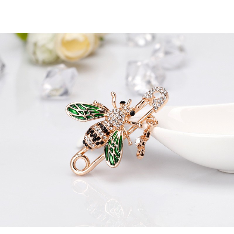 Kim băng cài áo cánh xanh GC261