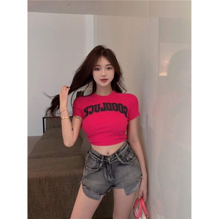 Áo Thun Croptop Tay Ngắn Hoạ Tiết In Chữ GOODLUCK Năng Động