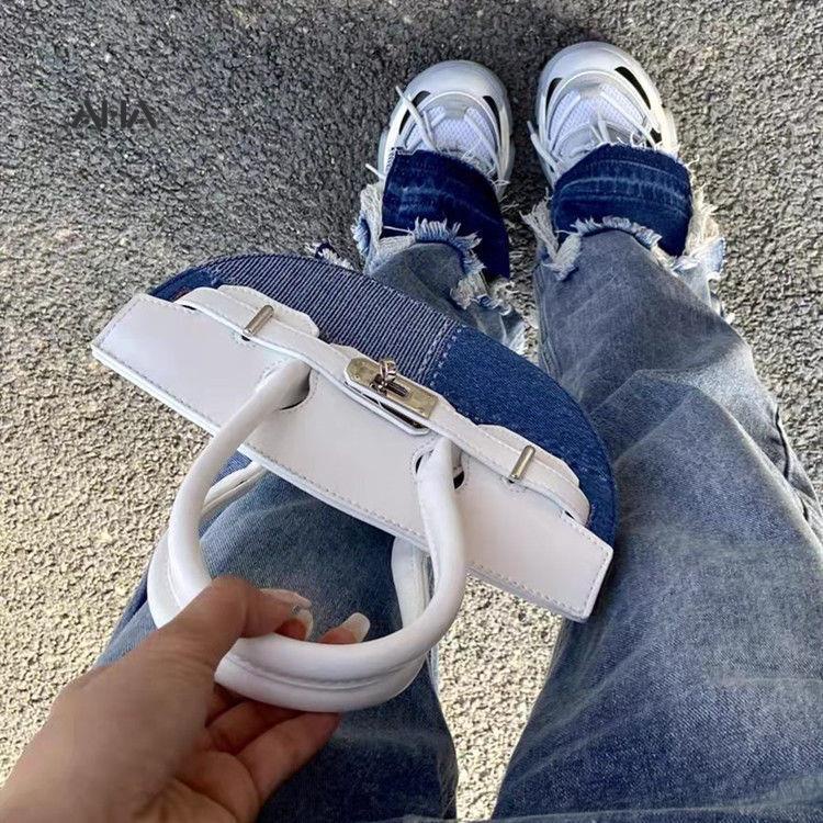 Túi xách denim AHA official nửa hình bán nguyệt có khóa thời trang cá tính dễ phối đồ cho nữ