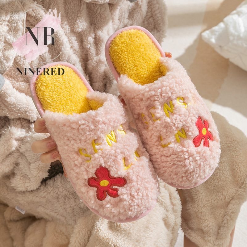 Dép Đi Trong Nhà Lông Cườu Hoa Mai Đế Cao Su Chống Trơn - D119 -D37