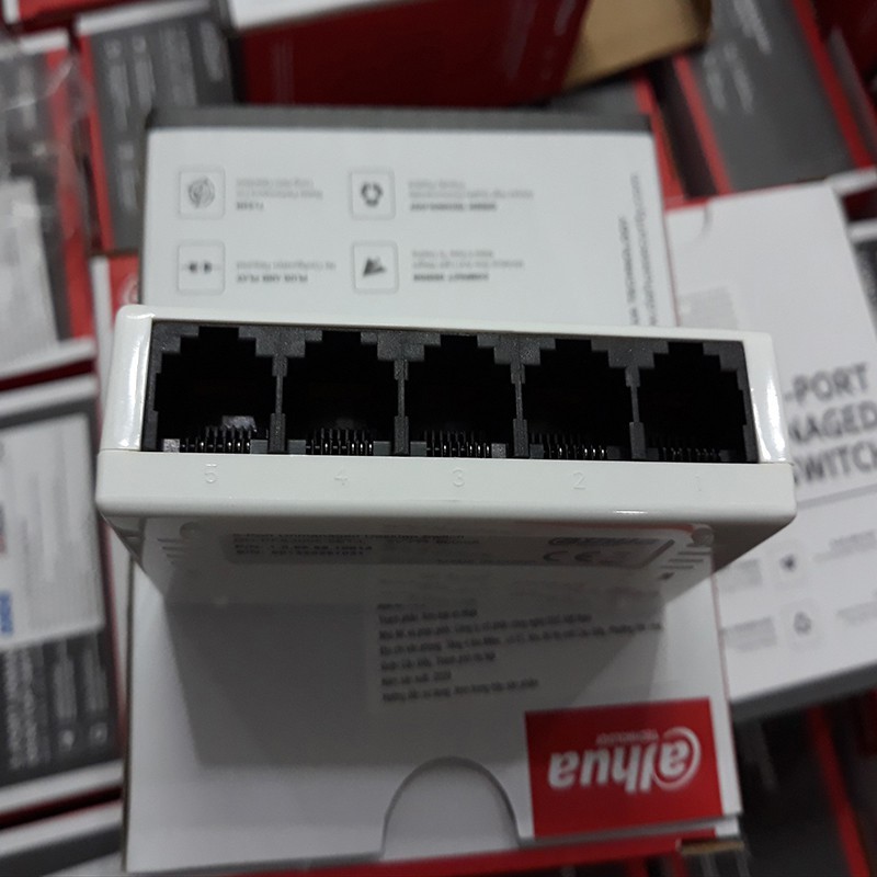 Bộ Chia Mạng Switch Totolink 5 cổng S505, 8 Cổng S808 100Mbps - 5 Cổng S505G, 8 Cổng S808G Giga 1000Mbps - Chính hãng