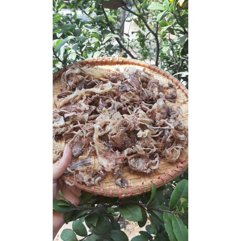 Râu mực khô bao ngon sập sàn