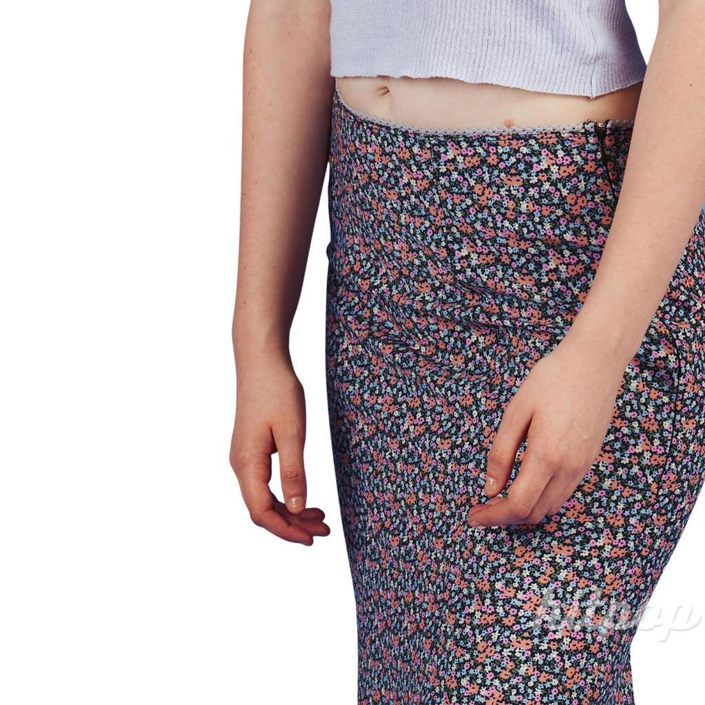 Chân váy dài dáng chữ A in hoa thời trang nữ tính