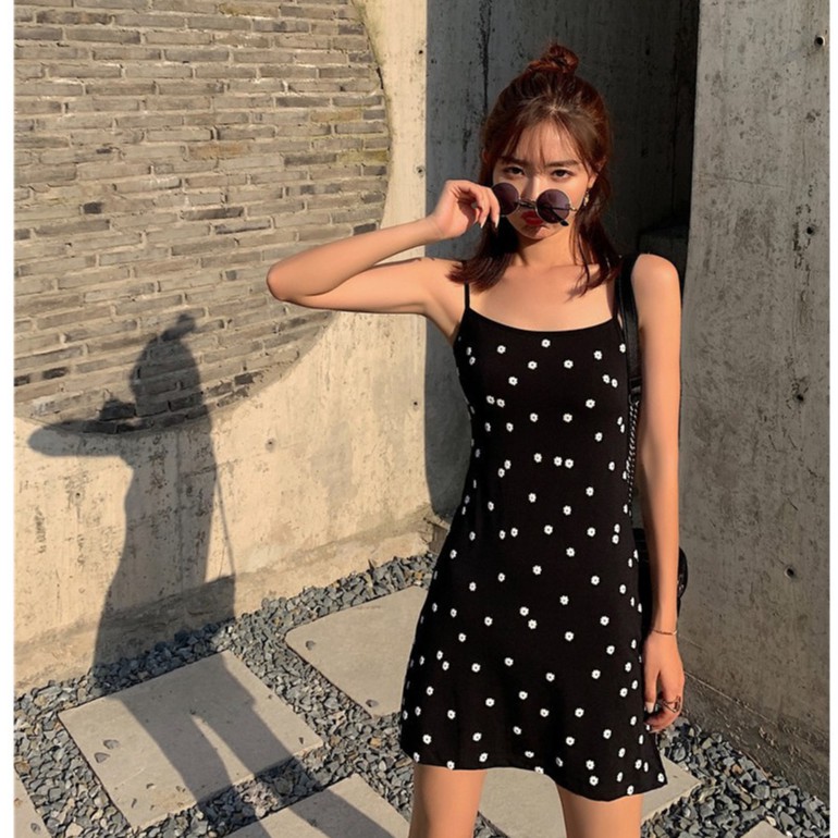 Váy 2 dây, đầm hai dây ulzzang, dáng ngắn năng động, Váy xòe hai dây chiết eo màu đen