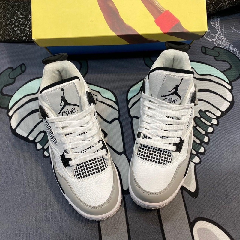 Giày Thể Thao 𝐀𝐢𝐫 𝐉𝐨𝐫𝐝𝐚𝐧 𝟒 𝐑𝐞𝐭𝐫𝐨 “𝐌𝐢𝐥𝐢𝐭𝐚𝐫𝐲 𝐁𝐥𝐚𝐜𝐤  giầy sneaker nam nữ siêu hot