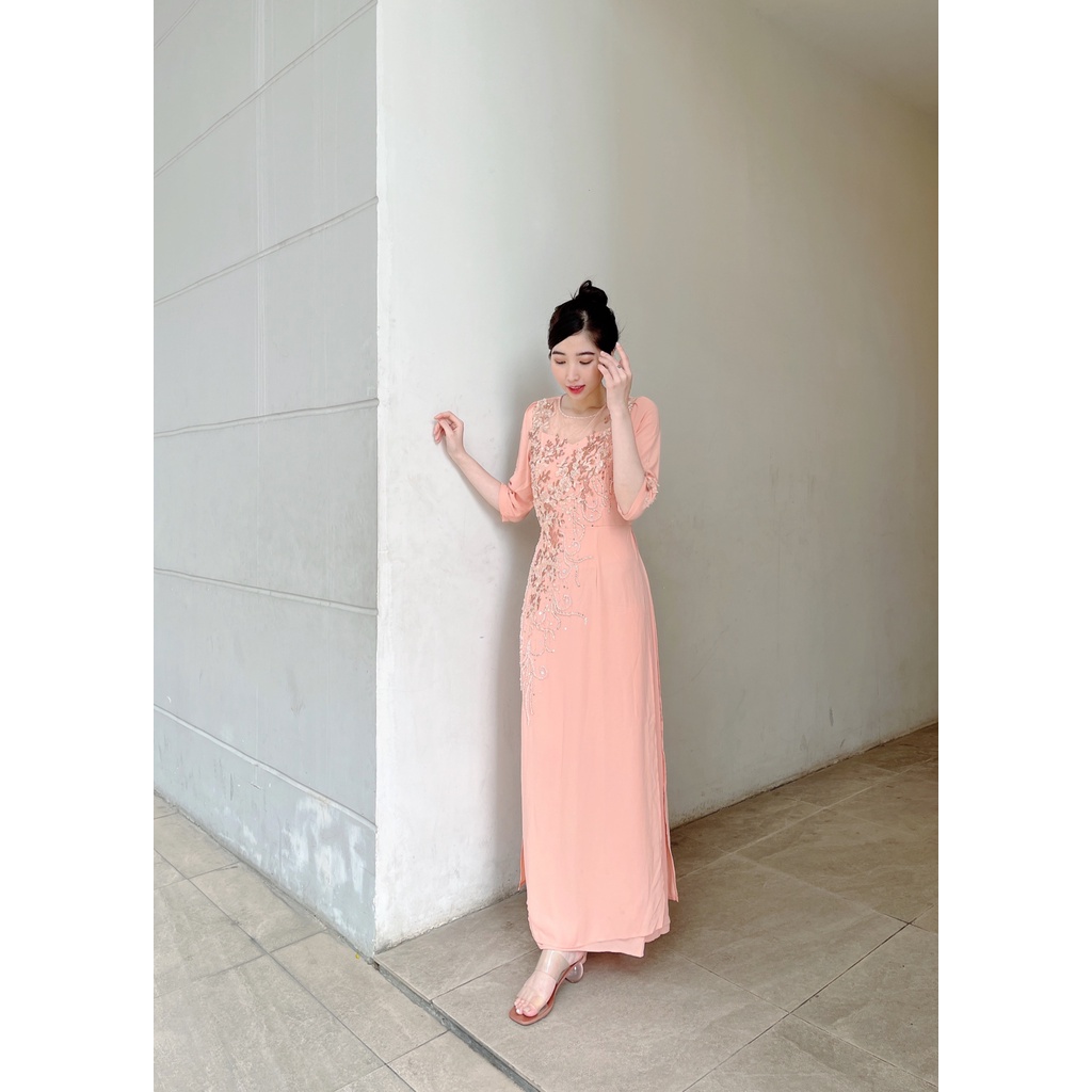 dạ hội đầm nữ, hàng thiết kế , trung niên dự tiệc, màu hồng dâu