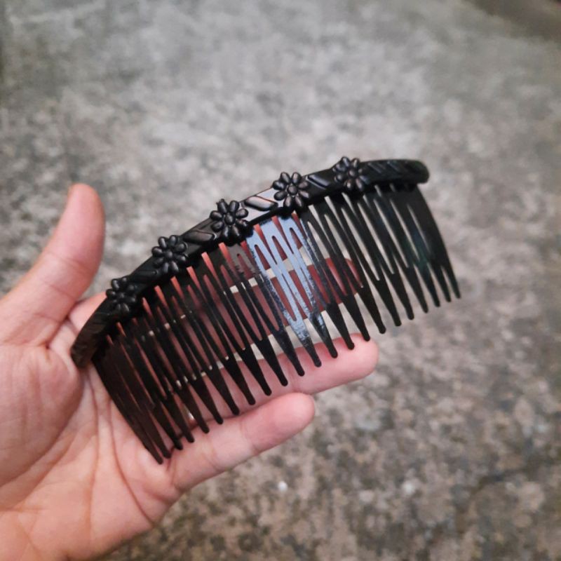 Lược cài nhựa mềm đính hoa lá màu đen (1 cái)