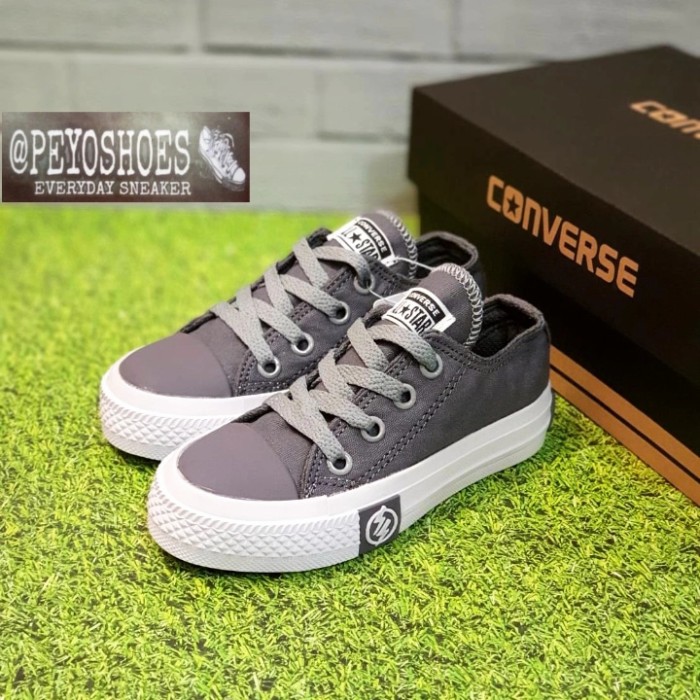 Giày Thể Thao Converse Size 21-35 Màu Xám Phong Cách Cổ Điển Cho Bé