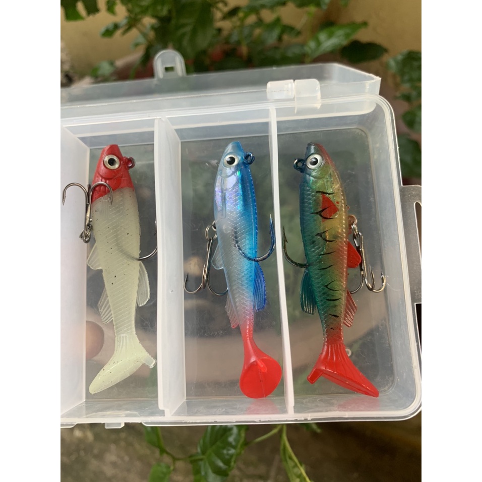 Mồi Câu Lure ( set 5 con cá mềm giả có lưỡi , có kèm hộp ) chiều dài 9cm , nặng 13gr , đa dạng màu sắc ( ĐỒ CÂU COYE )